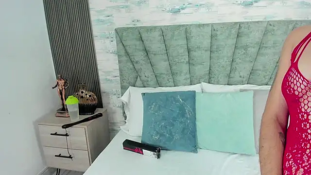 ShanelEvans online show from October 2025 06:50:02 PM