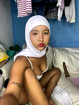 Firuze Hatunn online show from October 2025 05:41:01 AM