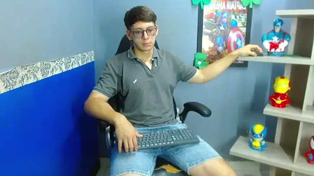 Stuart White online show from September 2025 07:14:02 PM