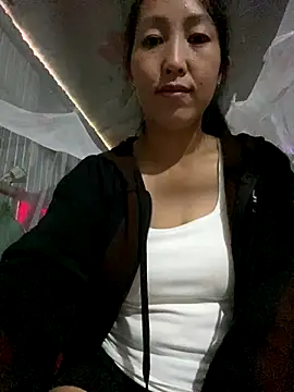 Huong-Ly online show from September 2025 02:00:02 AM