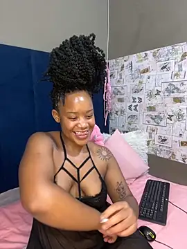 Snapshot of Dirtydaisyxx25 chatting on October 2025 08:29:02 PM Dirtydaisyxx25 online show from October 2025 08:29:02 PM