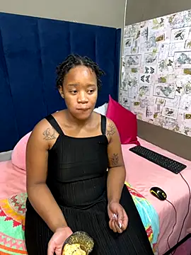 Snapshot of Dirtydaisyxx25 chatting on October 2025 08:42:02 PM Dirtydaisyxx25 online show from October 2025 08:42:02 PM