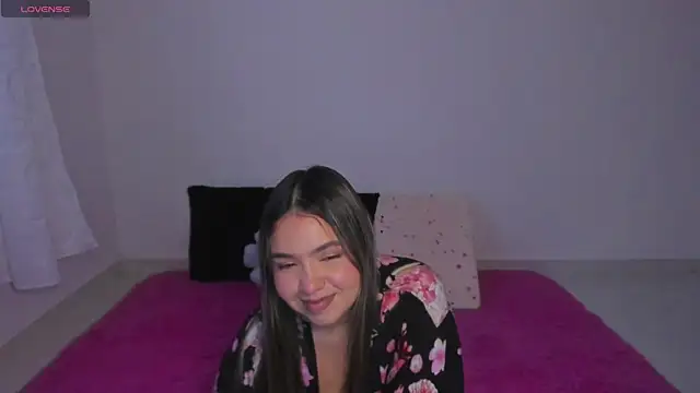 Snapshot of Alana_Banana_ chatting on November 2025 10:43:02 PM Alana Banana online show from November 2025 10:43:02 PM