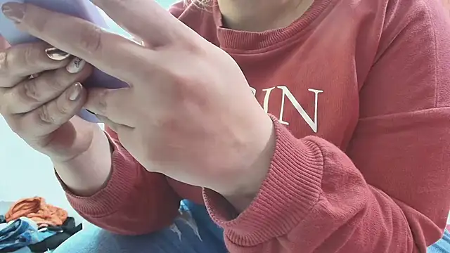 Snapshot of dominant_hipss chatting on October 2025 02:30:01 AM dominant hipss online show from October 2025 02:30:01 AM