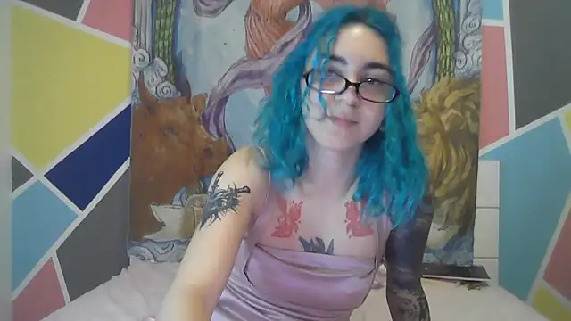 Snapshot of peetitefairy chatting on October 2025 03:56:01 AM peetitefairy online show from October 2025 03:56:01 AM