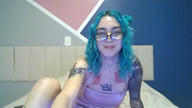 Snapshot of peetitefairy chatting on October 2025 04:01:02 AM peetitefairy online show from October 2025 04:01:02 AM