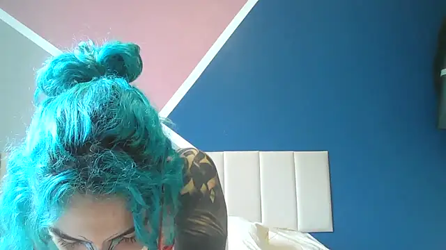 Snapshot of peetitefairy chatting on October 2025 06:52:01 PM peetitefairy online show from October 2025 06:52:01 PM