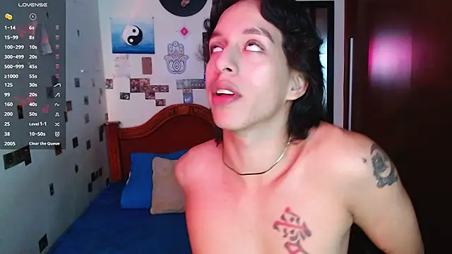 DannyPhantom555 online show from October 2025 04:59:02 PM