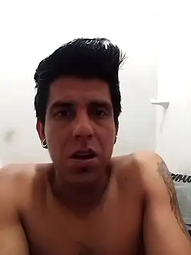 Snapshot of TragicAirplane168 chatting on November 2025 09:00:02 AM TragicAirplane168 online show from November 2025 09:00:02 AM