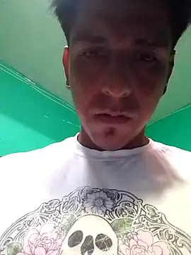 Snapshot of TragicAirplane168 chatting on November 2025 08:27:02 PM TragicAirplane168 online show from November 2025 08:27:02 PM