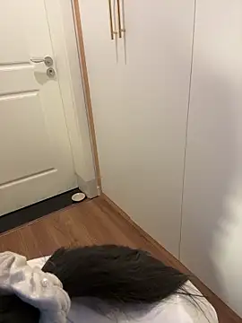 xixi gougou online show from November 2025 03:45:01 PM