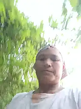 Love-Mama33 online show from October 2025 10:27:01 AM