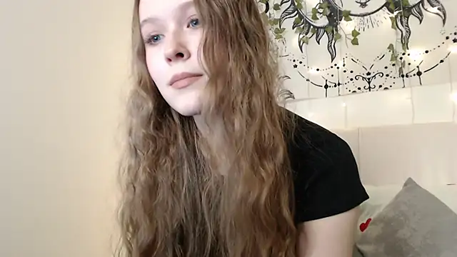 MandyMils online show from November 2025 03:57:01 PM