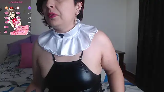 evangeline lover online show from October 2025 12:12:02 PM