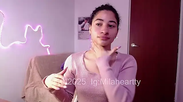 Snapshot of heartty_Milah chatting on October 2025 03:23:02 PM heartty Milah online show from October 2025 03:23:02 PM