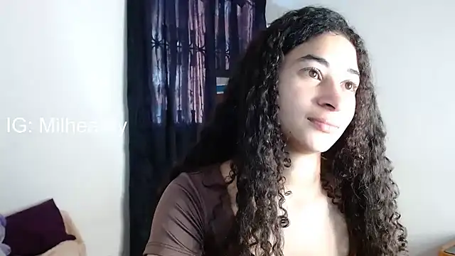 Snapshot of heartty_Milah chatting on November 2025 02:17:01 PM heartty Milah online show from November 2025 02:17:01 PM