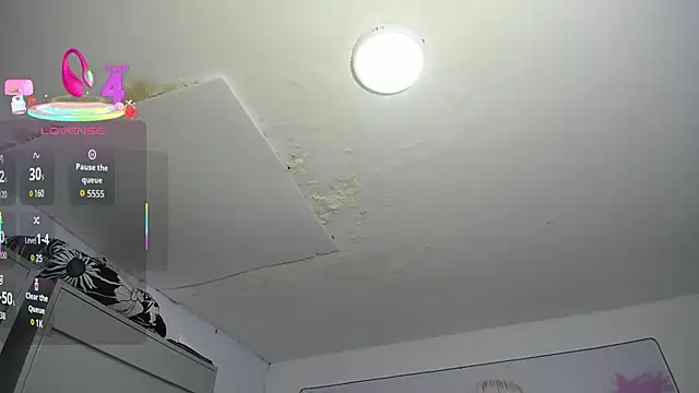 Snapshot of thalia_mills19 chatting on November 2025 11:07:02 PM thalia mills19 online show from November 2025 11:07:02 PM