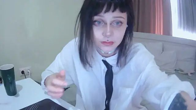 SineKiraReal online show from September 2025 10:38:02 AM