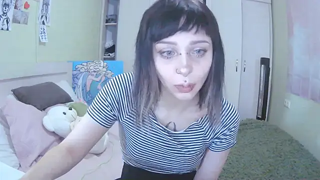 SineKiraReal online show from October 2025 10:34:02 AM