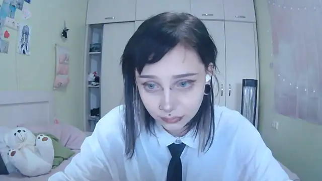 SineKiraReal online show from October 2025 10:13:01 AM