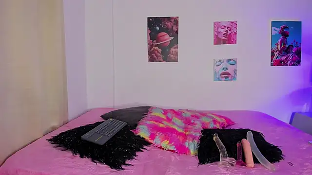 mia purplee online show from October 2025 03:18:02 AM