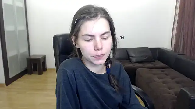 AmelieReve online show from October 2025 05:01:01 PM