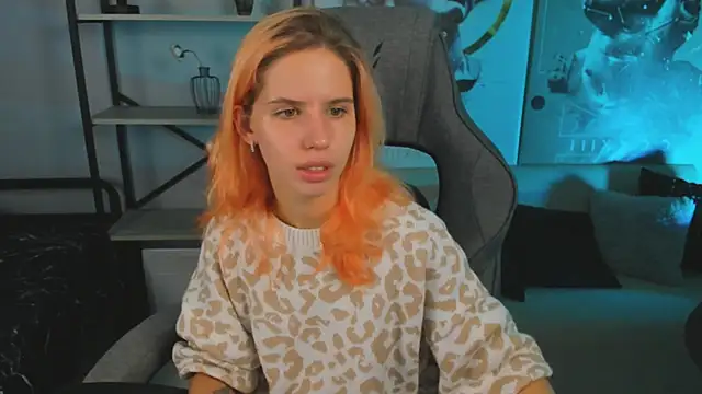 Snapshot of NitaNihil chatting on December 2025 12:47:01 PM NitaNihil online show from December 2025 12:47:01 PM