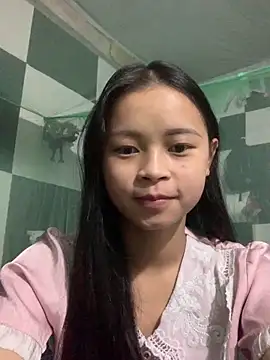 Em-Tho07 online show from September 2025 11:15:02 PM