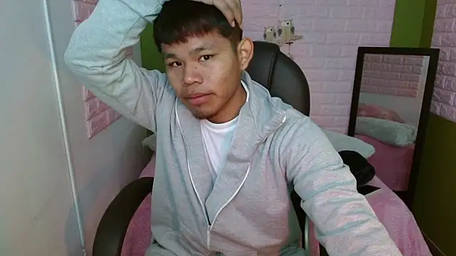 Tommy cherry online show from September 2025 02:19:01 PM