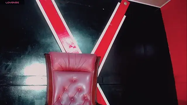 Snapshot of Britany_montiel chatting on October 2025 07:14:02 PM Britany montiel online show from October 2025 07:14:02 PM