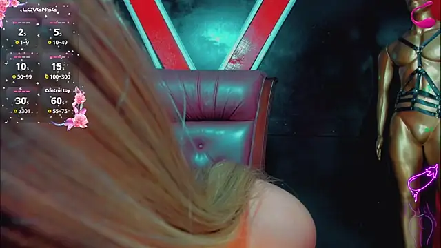 Snapshot of Britany_montiel chatting on October 2025 07:05:02 PM Britany montiel online show from October 2025 07:05:02 PM