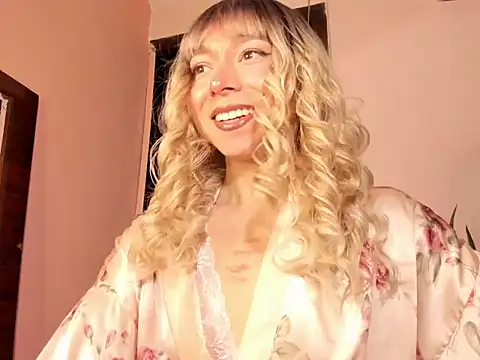 Angelgolden  online show from September 2025 03:06:02 AM