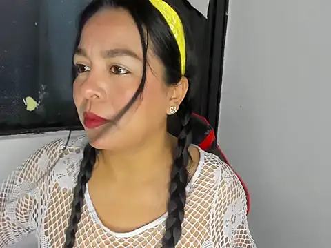 Mature-Debora online show from September 2025 02:56:02 AM