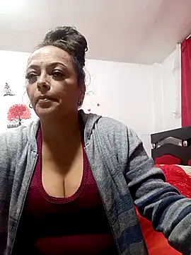 Lady 16 online show from October 2025 11:14:02 PM