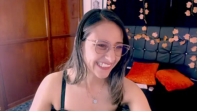 Snapshot of Sofia-mel chatting on September 2025 10:43:02 PM Sofia-mel online show from September 2025 10:43:02 PM