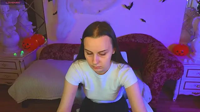 Snapshot of Kelly_Cartier chatting on October 2025 12:30:02 PM Kelly Cartier online show from October 2025 12:30:02 PM