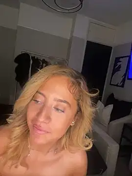 Snapshot of Aurorajadex chatting on October 2025 09:48:01 PM Aurorajadex online show from October 2025 09:48:01 PM