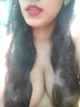 Snapshot of BerryOnFire chatting on October 2025 08:32:01 AM BerryOnFire online show from October 2025 08:32:01 AM