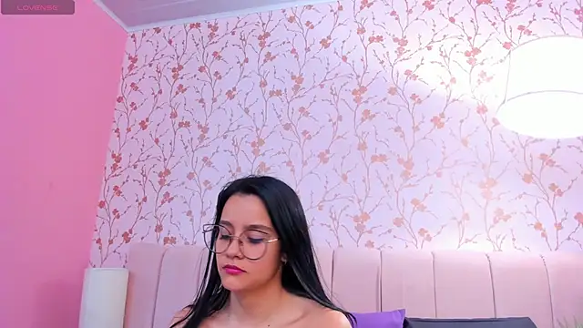 ariannaliss online show from October 2025 12:24:01 PM