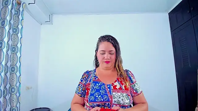 caamii foxx online show from November 2025 07:03:02 PM