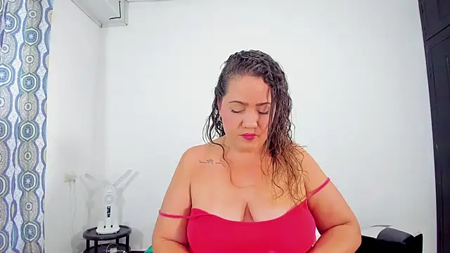 caamii foxx online show from November 2025 02:43:02 PM