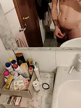 Snapshot of Baldassarre1990 chatting on November 2025 02:22:02 AM Baldassarre1990 online show from November 2025 02:22:02 AM