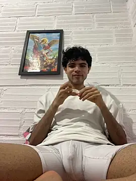 Snapshot of Axel-Mejia chatting on October 2025 02:23:02 AM Axel-Mejia online show from October 2025 02:23:02 AM