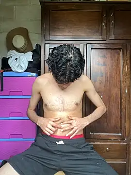 Snapshot of Axel-Mejia chatting on October 2025 02:51:02 PM Axel-Mejia online show from October 2025 02:51:02 PM