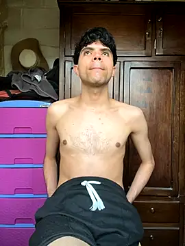 Snapshot of Axel-Mejia chatting on November 2025 07:14:01 PM Axel-Mejia online show from November 2025 07:14:01 PM