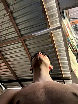 Snapshot of Axel-Mejia chatting on November 2025 07:59:02 PM Axel-Mejia online show from November 2025 07:59:02 PM