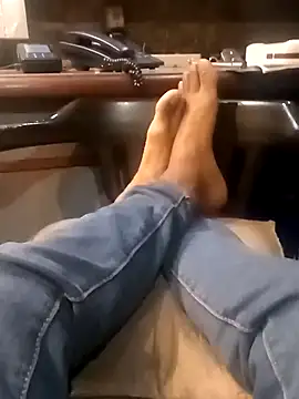 Snapshot of vergonvenco chatting on October 2025 09:13:01 AM vergonvenco online show from October 2025 09:13:01 AM