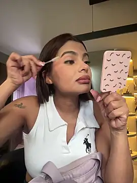 Snapshot of IrinaVelvet chatting on October 2025 03:11:02 PM IrinaVelvet online show from October 2025 03:11:02 PM