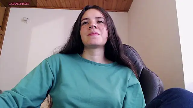 Snapshot of Skylar_Serenity chatting on November 2025 05:45:03 PM Skylar Serenity online show from November 2025 05:45:03 PM