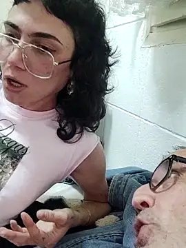 Snapshot of Txacas chatting on October 2025 01:03:02 AM Txacas online show from October 2025 01:03:02 AM